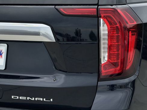Used 2023 GMC Yukon Denali w/ Max Trailering Package AWD/4WD image 10