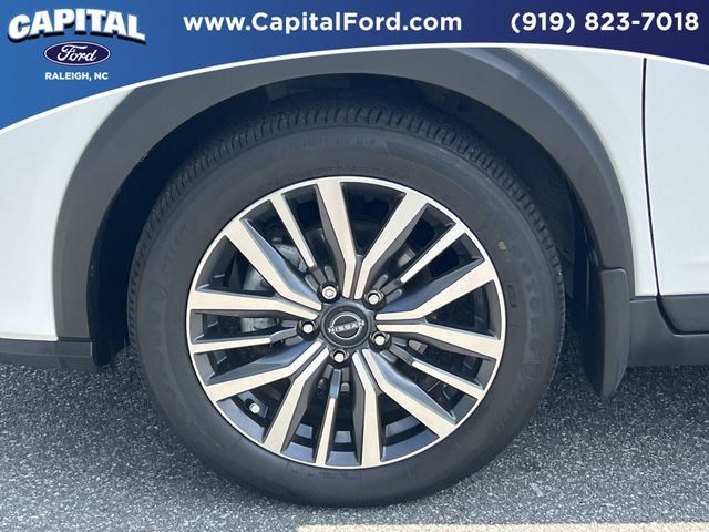 Used 2024 Nissan Kicks SV FWD image 37