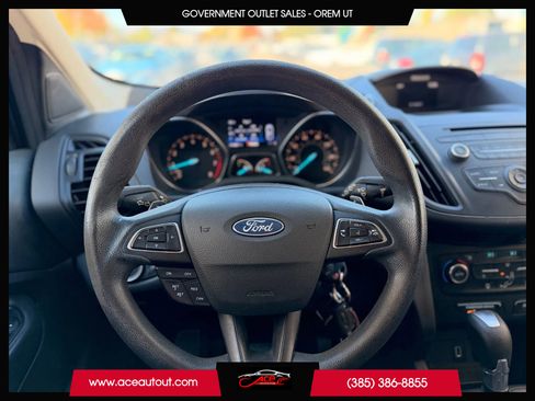 Used 2017 Ford Escape SE image 15