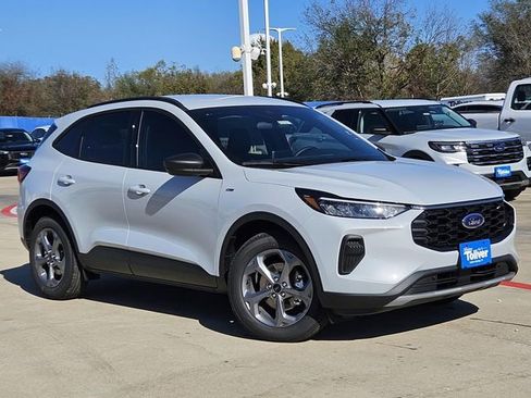 New 2026 Ford Escape ST-Line image 2