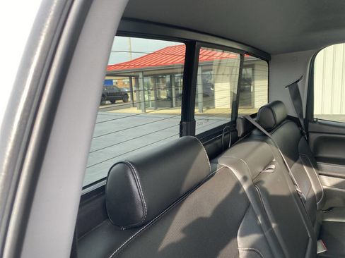 Used 2018 GMC Sierra 1500 SLT image 19