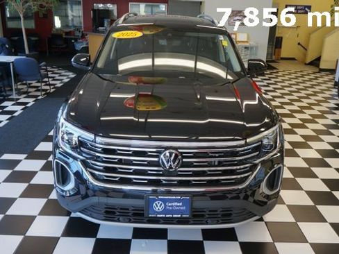 Used 2025 Volkswagen Atlas SEL image 2