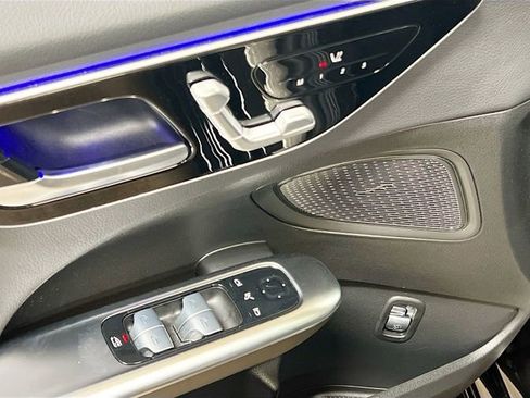 Used 2024 Mercedes-Benz C 300 4MATIC Sedan image 18