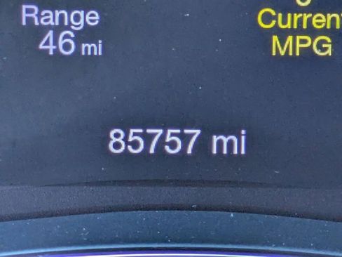 Used 2018 Jeep Grand Cherokee Altitude image 12