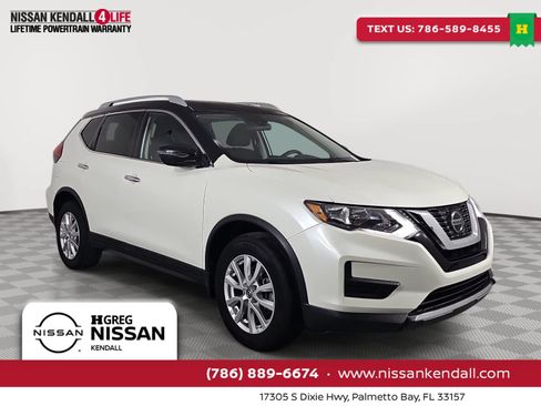 Used 2020 Nissan Rogue SV FWD image 1