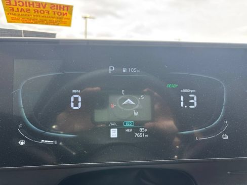Used 2025 Kia Sportage X-Line AWD/4WD image 9