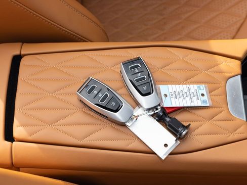 Used 2025 Aston Martin DB12 Convertible RWD image 53