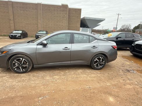 Used 2025 Nissan Sentra SV image 15