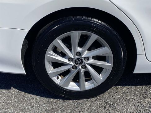 Used 2023 Toyota Camry LE image 8