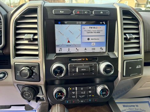 Used 2019 Ford F150 Limited image 18