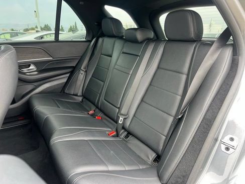 Used 2022 Mercedes-Benz GLE 350 4MATIC w/ Premium Package image 14