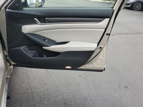 Certified 2018 Honda Accord EX-L image 31