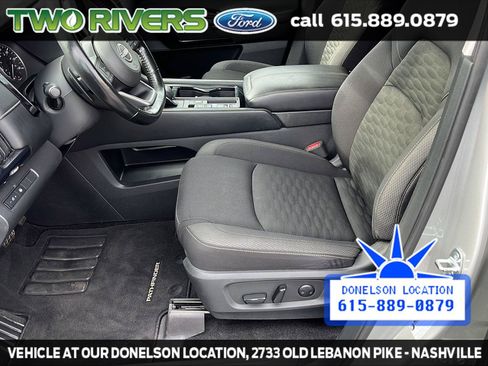 Used 2022 Nissan Pathfinder SV FWD image 17