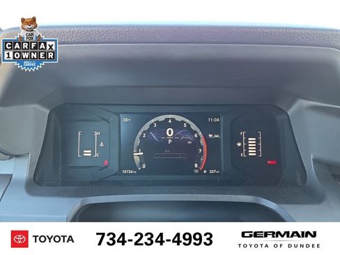 Used 2025 Toyota Tacoma SR5 AWD/4WD image 26