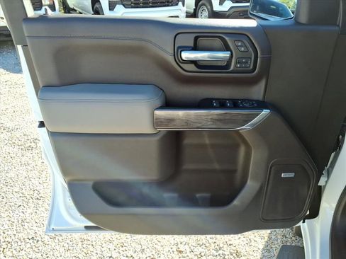 Used 2022 Chevrolet Silverado 1500 LTZ w/ LTZ Premium Package image 14