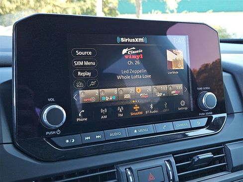 Certified 2024 Nissan Pathfinder S image 17