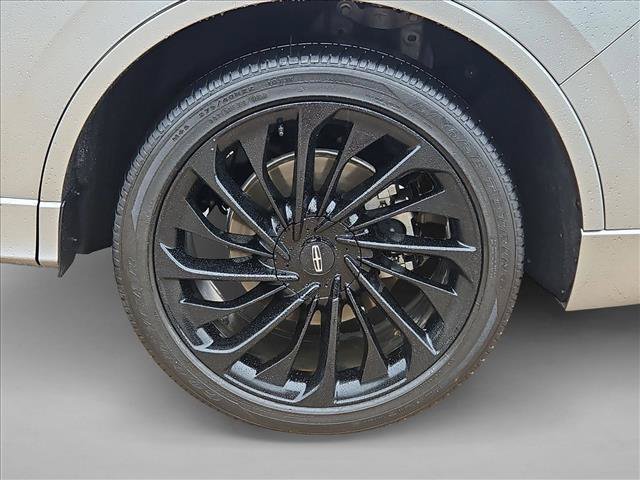Used 2024 Lincoln Aviator Reserve w/ Equipment Group 201A AWD/4WD image 26