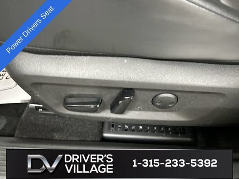 Used 2023 Nissan Rogue SV w/ SV Premium B Package AWD/4WD image 10