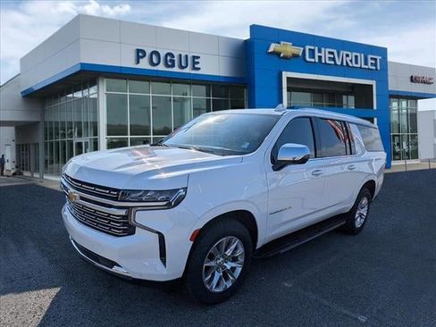 Used 2023 Chevrolet Suburban Premier image 4