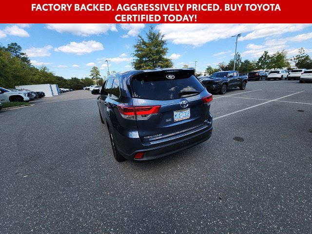 Used 2017 Toyota Highlander XLE w/ Carpet Mat Package FWD image 12