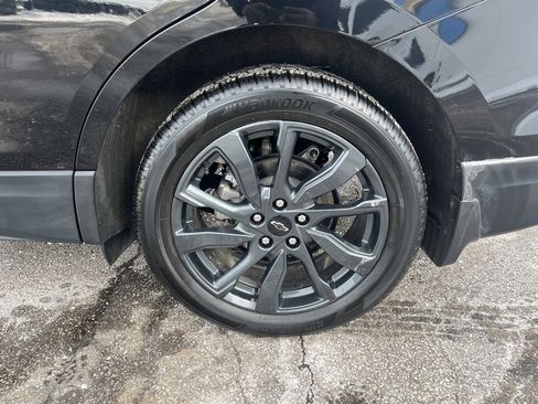 Used 2022 Chevrolet Equinox LT image 36