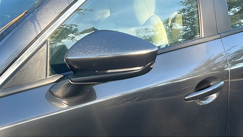 Used 2023 MAZDA MAZDA3 s FWD image 27