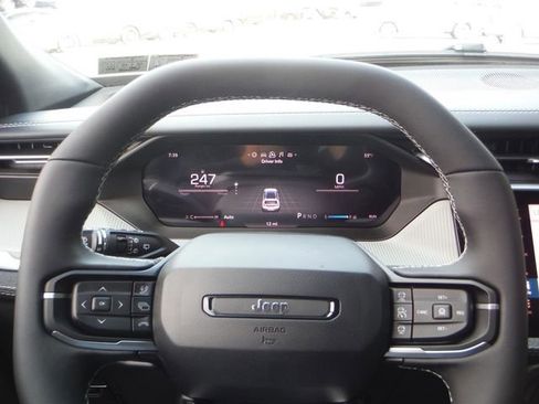 New 2026 Jeep Cherokee Laredo AWD/4WD image 34
