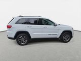 Certified 2020 Jeep Grand Cherokee Laredo w/ Security & Convenience Group image 4