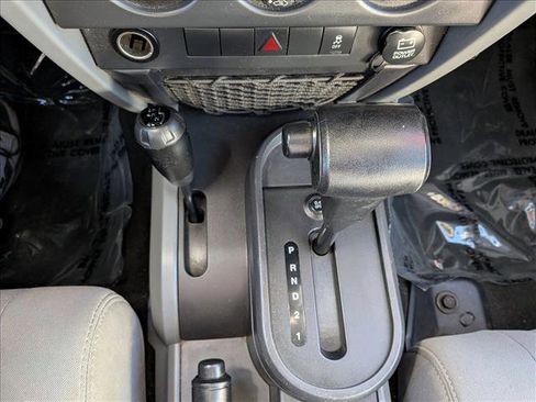 Used 2010 Jeep Wrangler Unlimited Sahara w/ Trailer Tow Group image 14