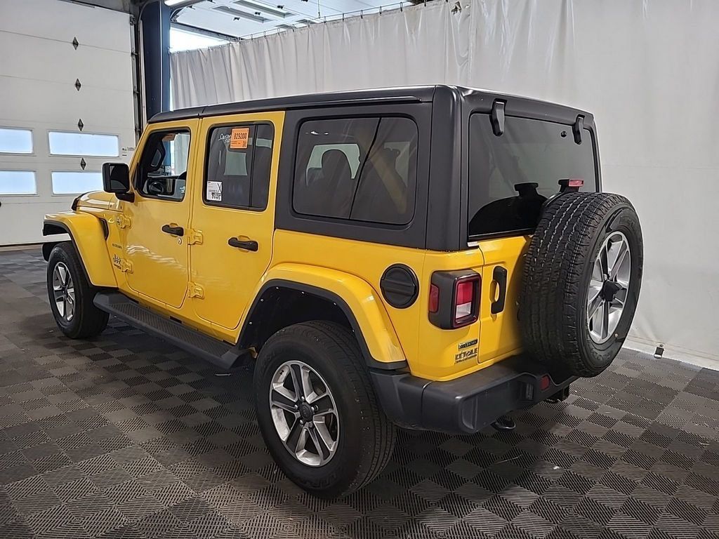 Used 2021 Jeep Wrangler Unlimited Sahara w/ Dual Top Group AWD/4WD image 4