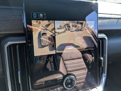 New 2026 GMC Acadia Denali Ultimate image 13