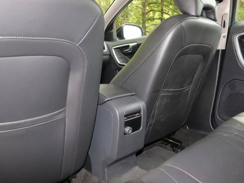 Used 2016 Volvo V60 T5 Premier AWD/4WD image 30