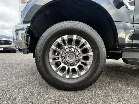 Used 2020 Ford F250 XLT w/ XLT Premium Package image 6