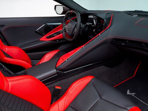Used 2023 Chevrolet Corvette Stingray Preferred Cpe w/ Z51 Performance Package RWD image 34