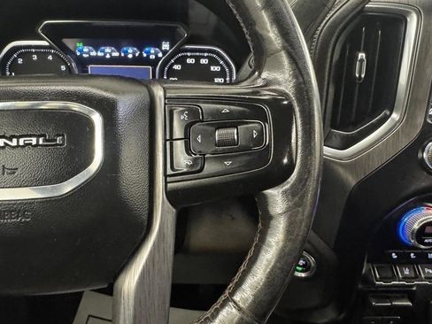 Used 2020 GMC Sierra 2500 Denali w/ Denali Ultimate Package AWD/4WD image 24