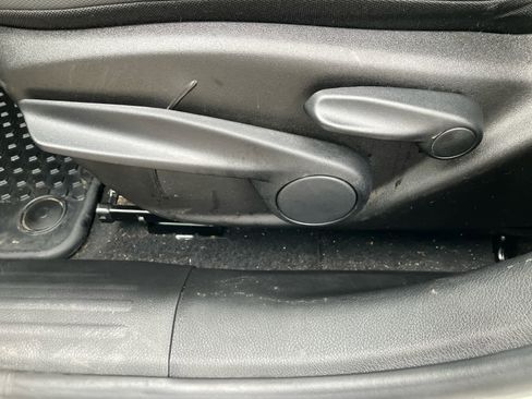 Used 2023 Jeep Renegade Trailhawk image 9