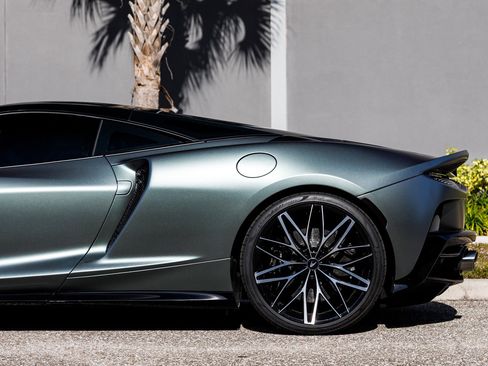 Used 2025 McLaren GTS RWD image 25