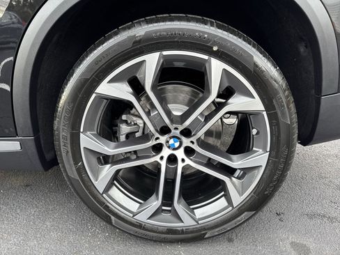 New 2026 BMW X5 xDrive40i w/ Climate Comfort Package image 26