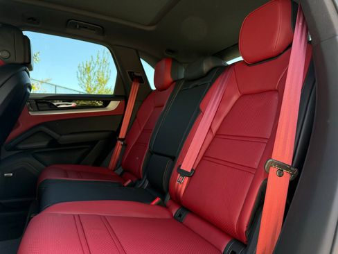 New 2026 Porsche Cayenne S AWD/4WD image 28