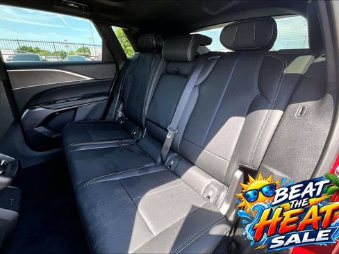 Used 2025 Cadillac Lyriq Sport RWD image 31
