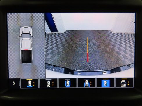 Used 2020 Chevrolet Silverado 2500 LTZ w/ LTZ Premium Package image 16