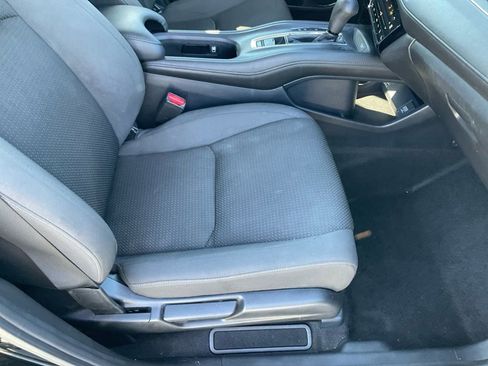 Used 2022 Honda HR-V EX image 26