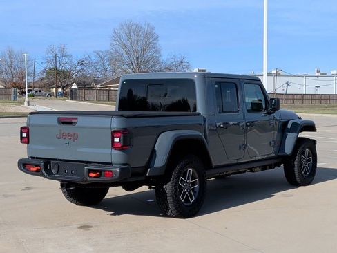 New 2026 Jeep Gladiator Mojave image 9