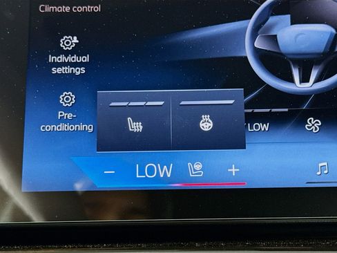 New 2026 BMW X5 xDrive40i w/ Premium Package image 21