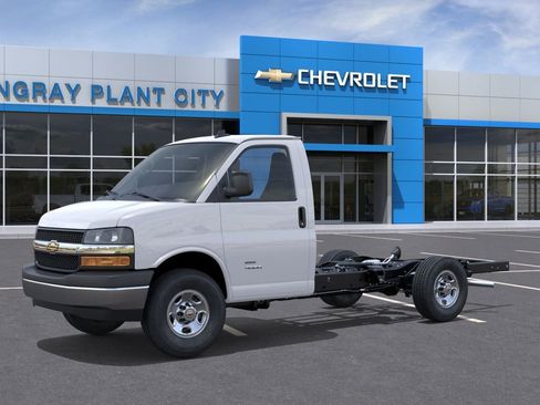 New 2025 Chevrolet Express 3500 w/ Power Convenience Package RWD image 2