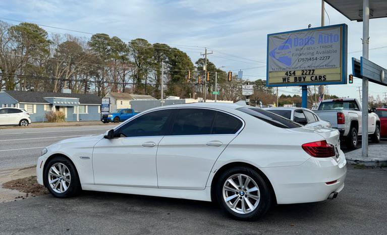 Used 2016 BMW 528i xDrive Sedan AWD/4WD image 6