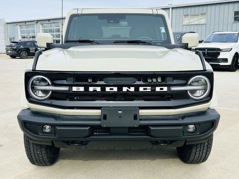 New 2026 Ford Bronco Outer Banks AWD/4WD image 32