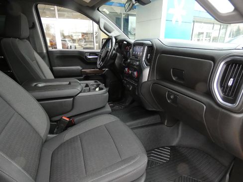 Certified 2021 Chevrolet Silverado 1500 RST image 17