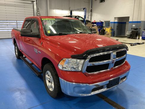 Used 2019 RAM 1500 Classic SLT AWD/4WD image 1