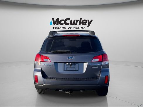 Used 2014 Subaru Outback 2.5i w/ Alloy Wheel Package image 4